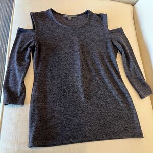 French Connection Shirt off shoulder sleeves Med Gray Preowned Good Condition